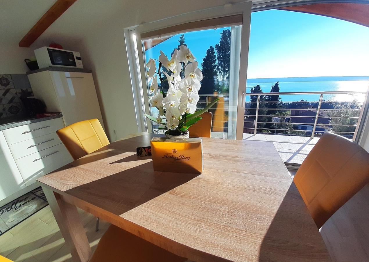 Red Rose Apartment Portoroz Exterior photo